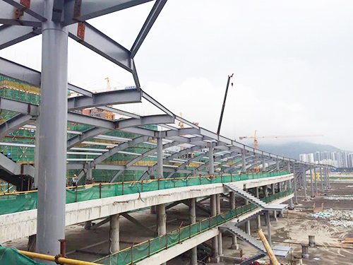 鋼結構雨蓬搭建(圖1)